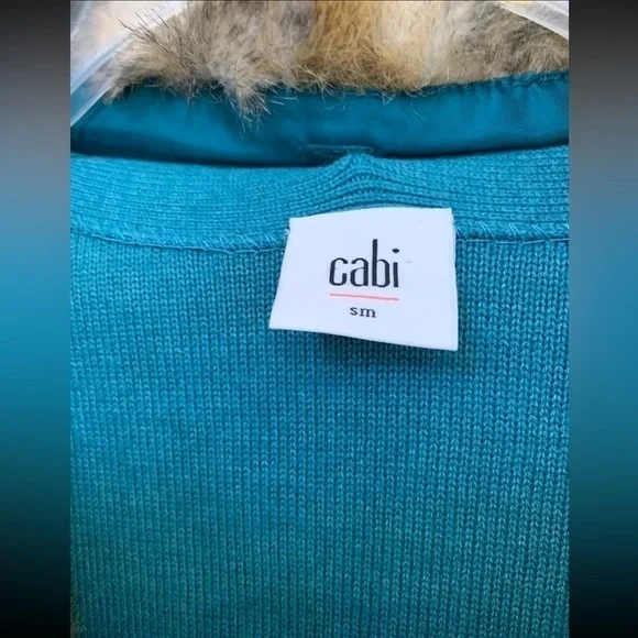 Cabi Knit Sweater Cardigan Blazer With Removable Fur Collar Size Small Old Money - Picture 3 of 4